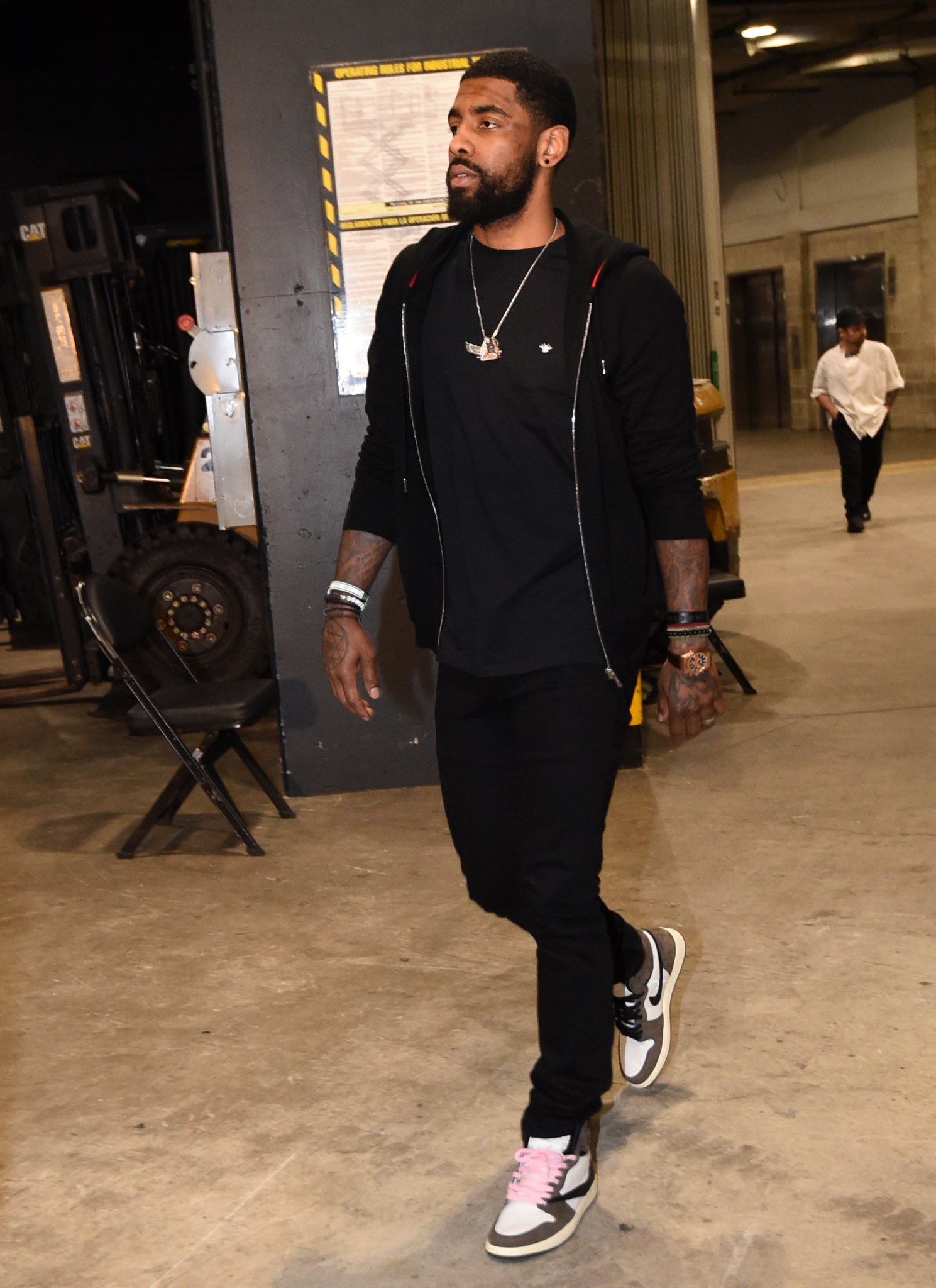 本赛季阿根廷球员欧冠参与进球榜：阿尔瓦雷斯6粒居首（阿根廷球员本季欧冠参与进球榜：阿尔瓦雷斯以6球领跑）