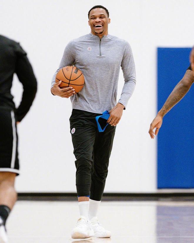 比利奇：我曾很接近重返西汉姆联；希望在英超或英冠找到下家（比利奇：与西汉姆联再度携手一度只差一步，期待在英超或英冠觅得新东家）