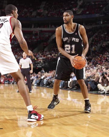 TA：阿森纳未积极推动冬窗出售球员；预计明夏将买断因卡皮耶（TA：阿森纳今冬不主动清洗，明夏或买断因卡皮耶）