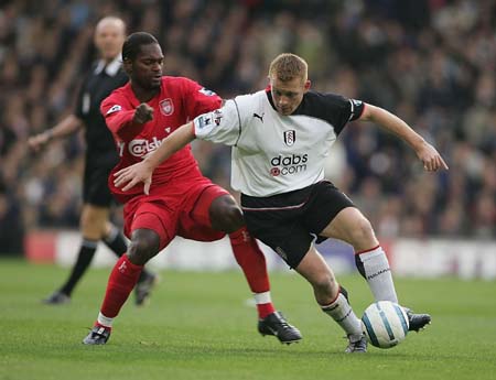 切尔西征战欧冠，帕尔默与德拉普缺阵成隐忧（切尔西出征欧冠，帕尔默与德拉普缺席增添隐患）